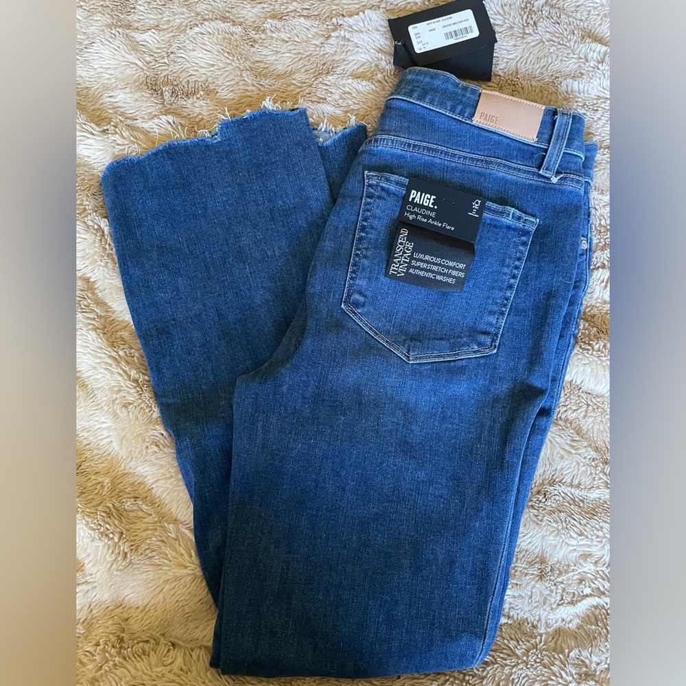 NWT PAIGE Claudine High Rise Ankle Flare Jeans in Blue